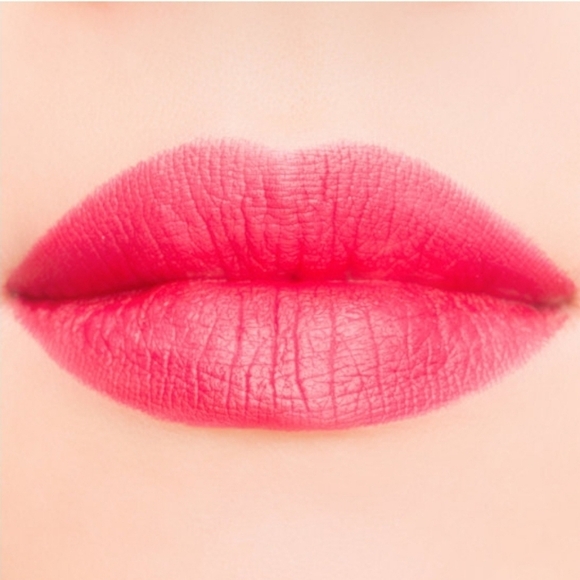 JEFFREE STAR COSMETICS Velvet Lip Liner in "Cherry Wet", NEW. - Picture 2 of 11